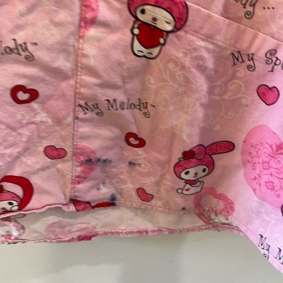 Size small scrub top - Picture 3 of 3